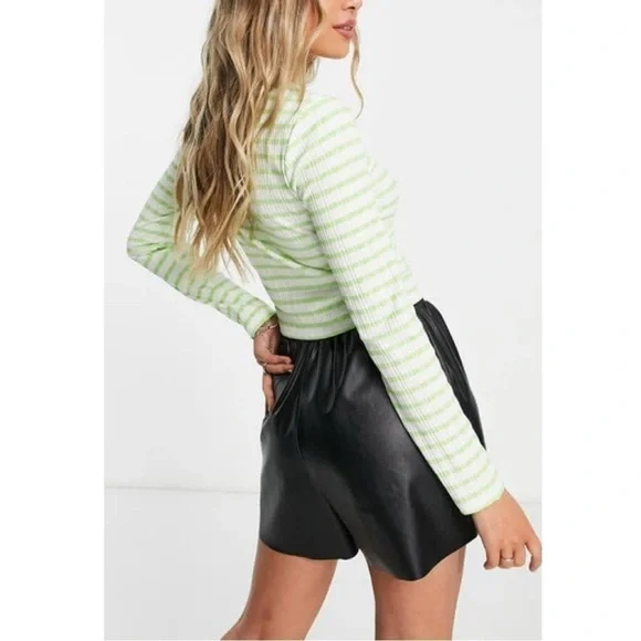 NEW Topshop Rib Stripe Front Cutout Long Sleeve Crop Top Multi Green & White - Picture 2 of 4